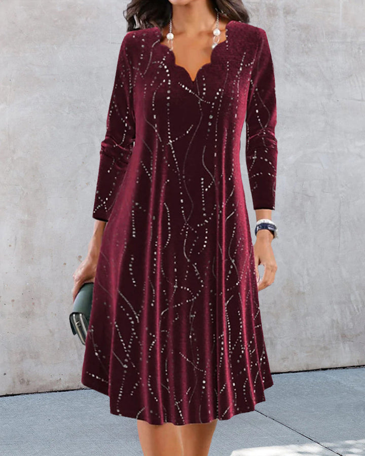 Robe élégante à manches longues et col en V