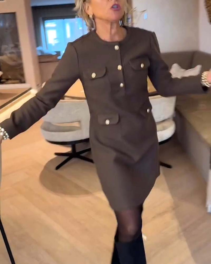 Robe Élégante Et Slim Dans Le Style