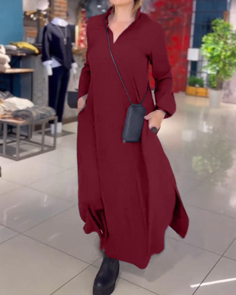 Robe longue ample avec revers et fente latérale