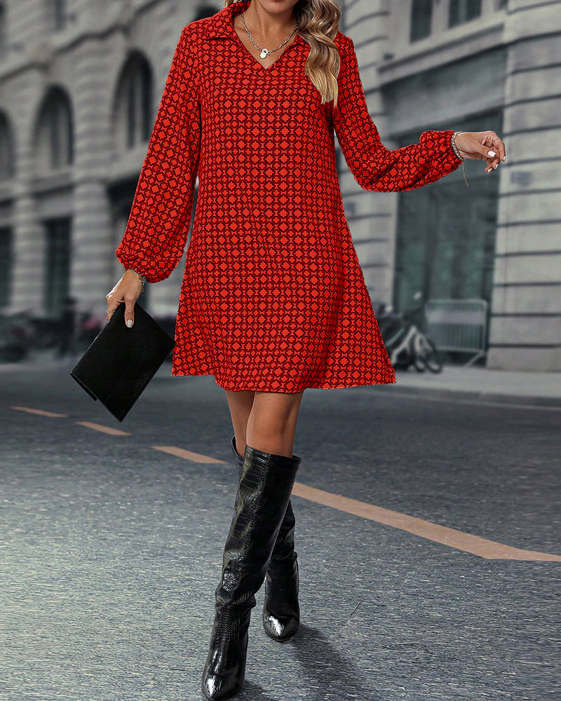 Robe imprimée à manches longues avec revers