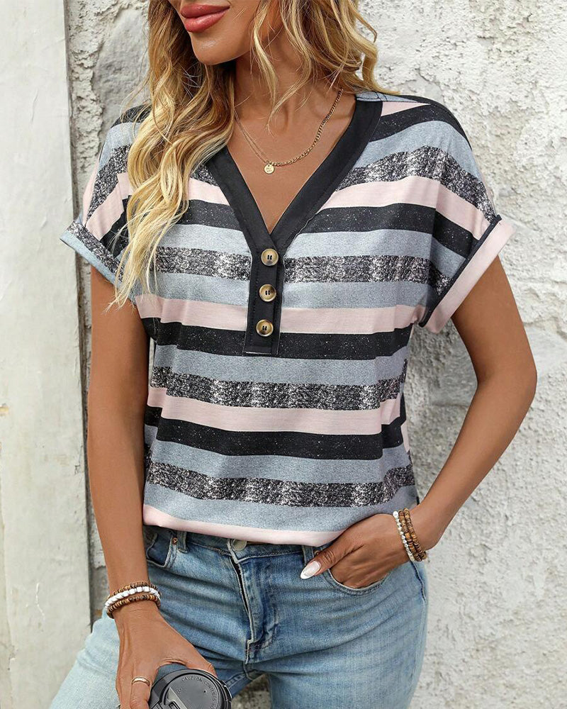 T-Shirt Col En V Trois Boutons Rayé