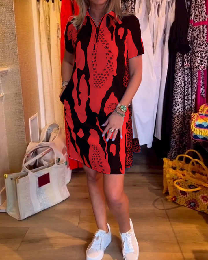 Robe imprimée à manches courtes et revers