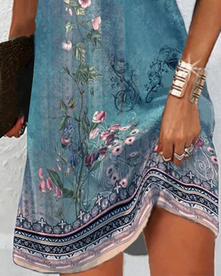 Robe à imprimé floral et manches courtes