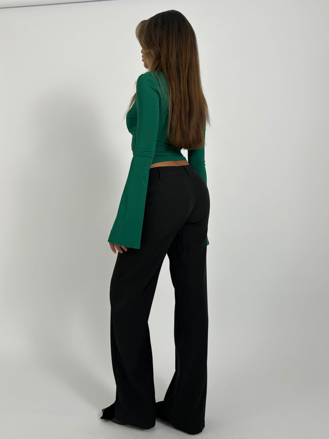 Delphine | NORDIQUE CHIC HAUT EN DENTELLE