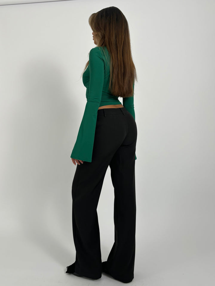 Delphine | NORDIQUE CHIC HAUT EN DENTELLE