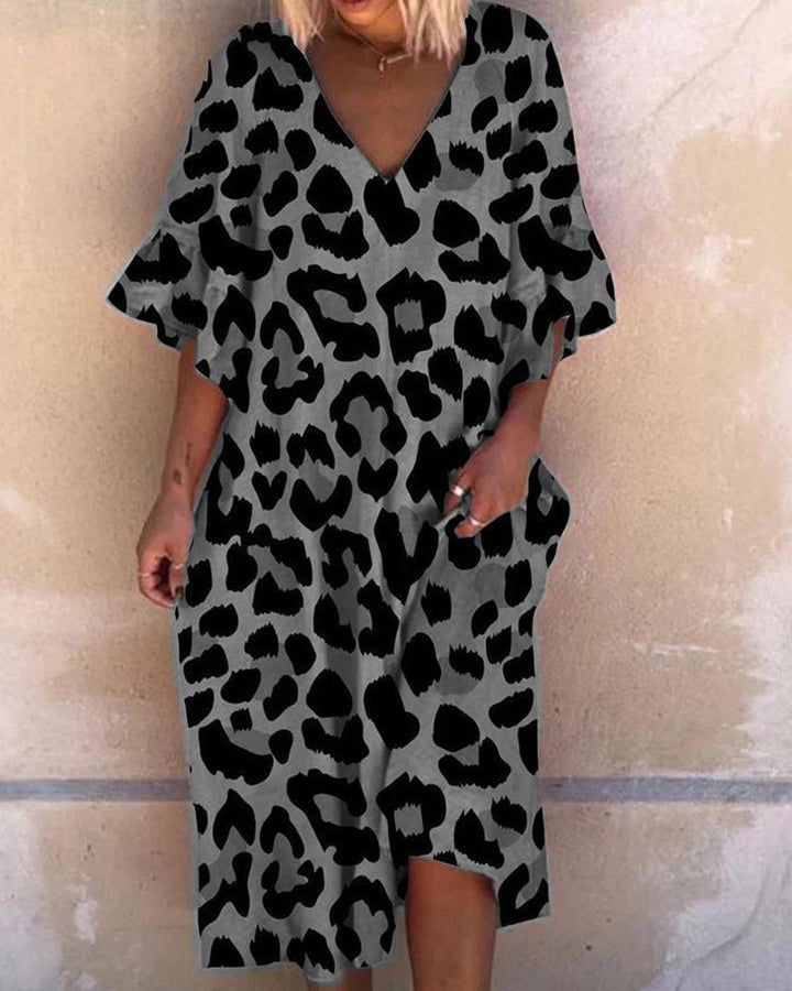 Robe ample col V imprimé léopard