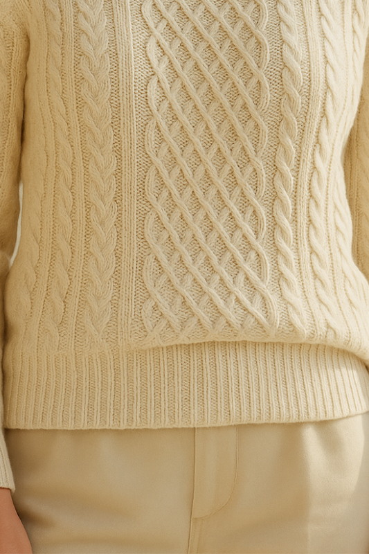Margaux | PULL TORSADÉ À COL ROULÉ EN MAILLE DOUCE