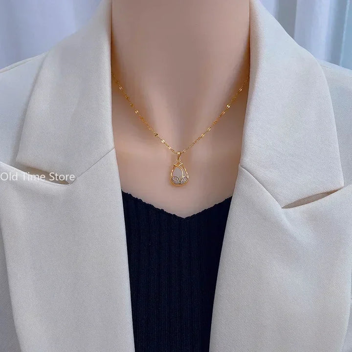 Annette - Collier Pendentif Élégant en Cristal Rose et Or