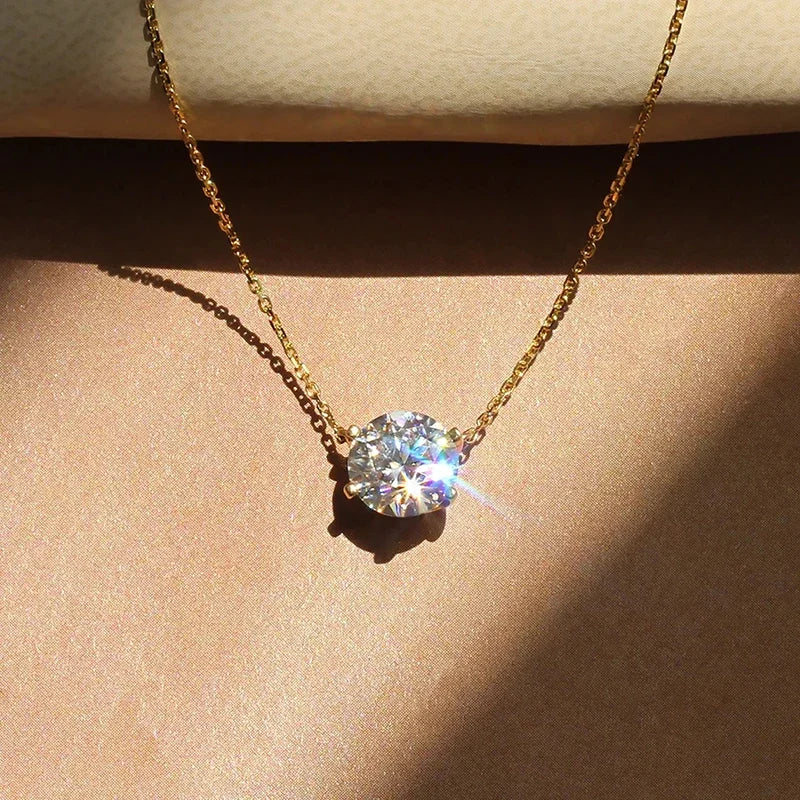 Blanche - Collier Solitaire Élégant en Cristal