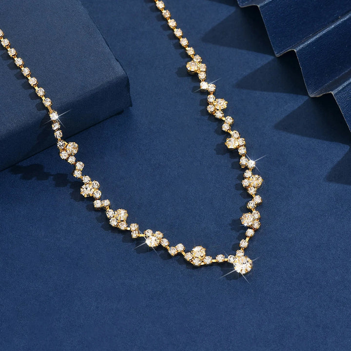 Iris - Collier de Mariage Élégant en Diamant