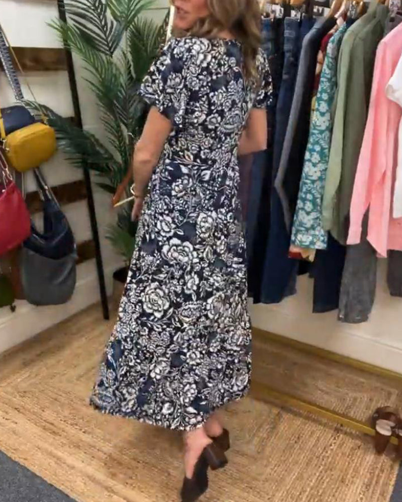 Robe longue à manches courtes imprimée de fleurs
