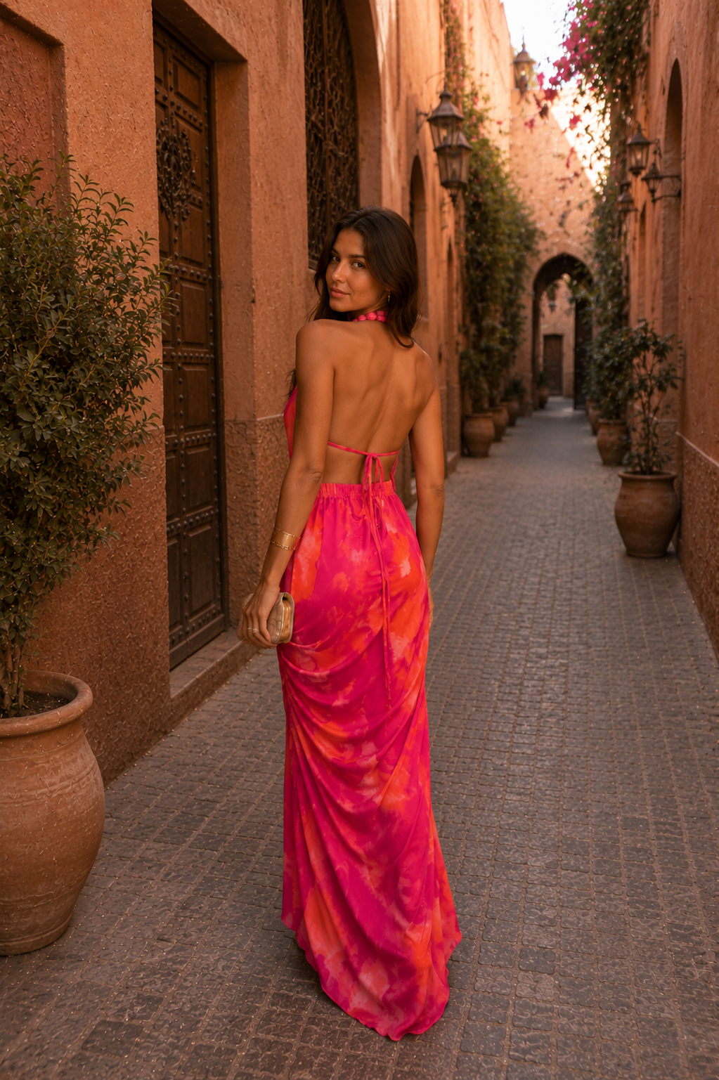 Robe Camélia – Brillance du Crépuscule