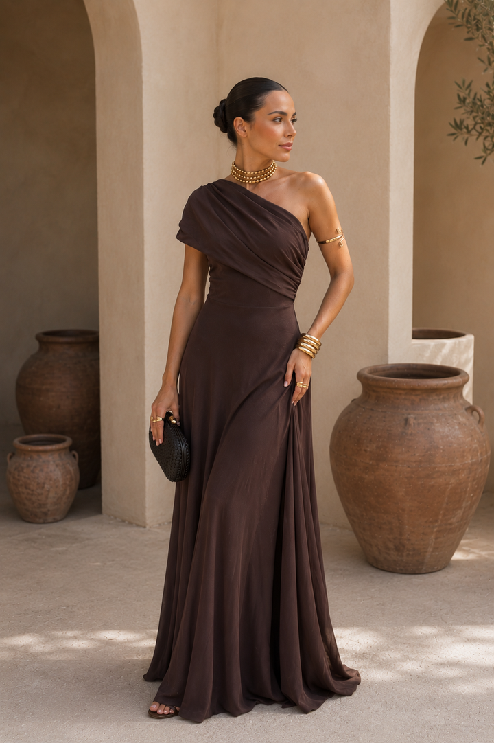 Robe Tolède de couleur marron