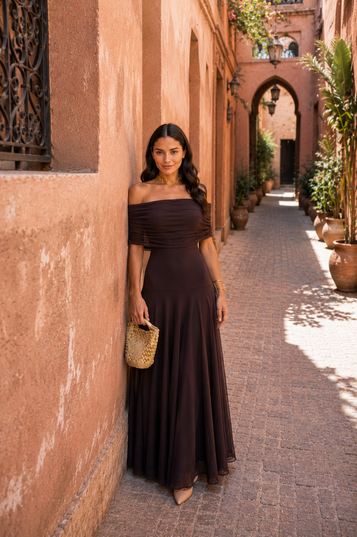 Robe Tolède de couleur marron