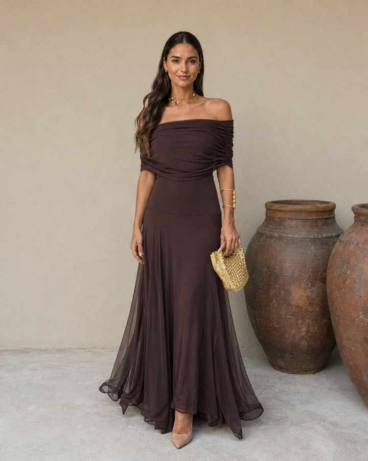 Robe Tolède de couleur marron