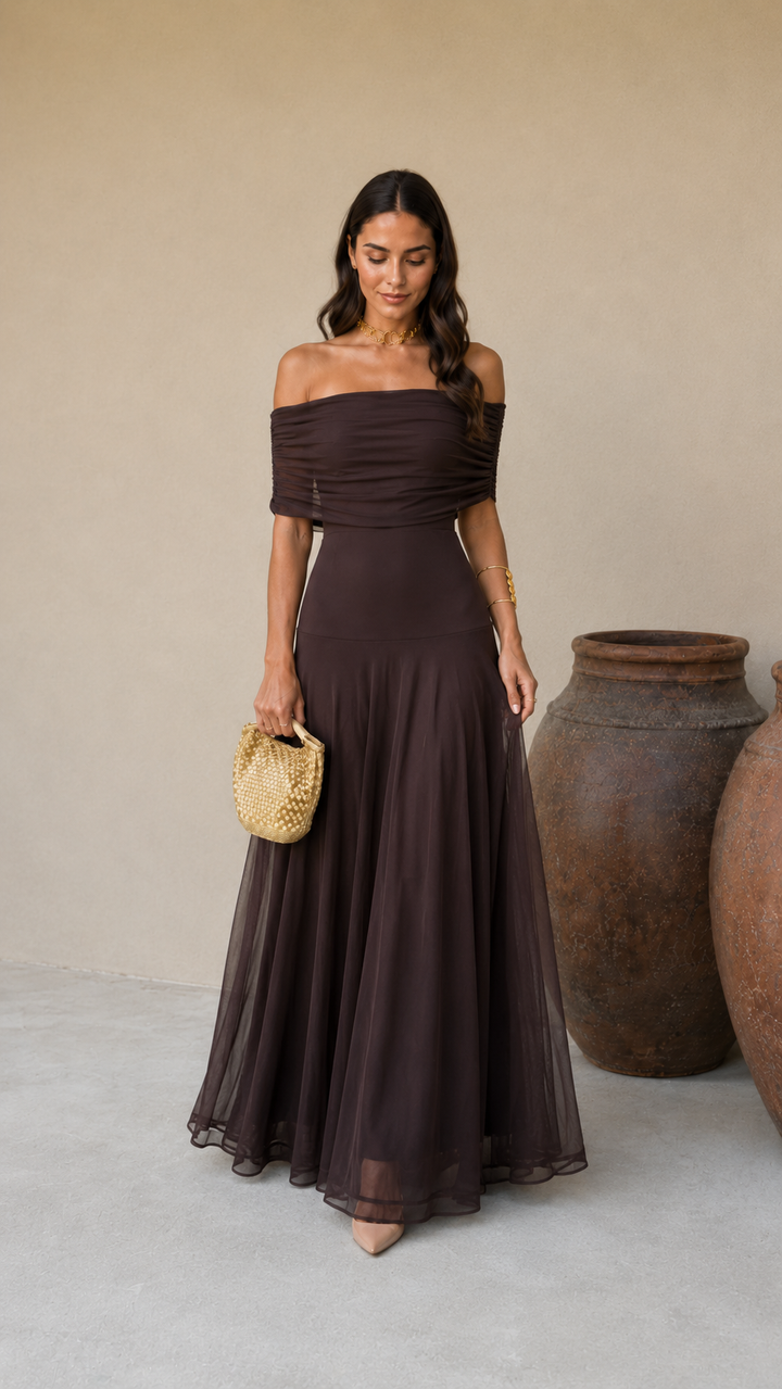 Robe Tolède de couleur marron
