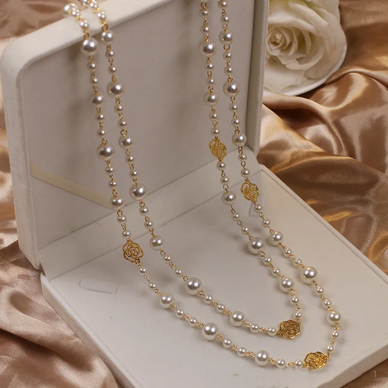 Capucine - Collier Élégant en Perles Dorées