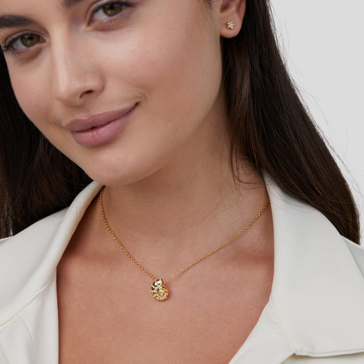 Héloïse - Collier Pendentif Coquillage en Cristal
